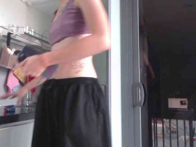 Littlemolly1 webcam