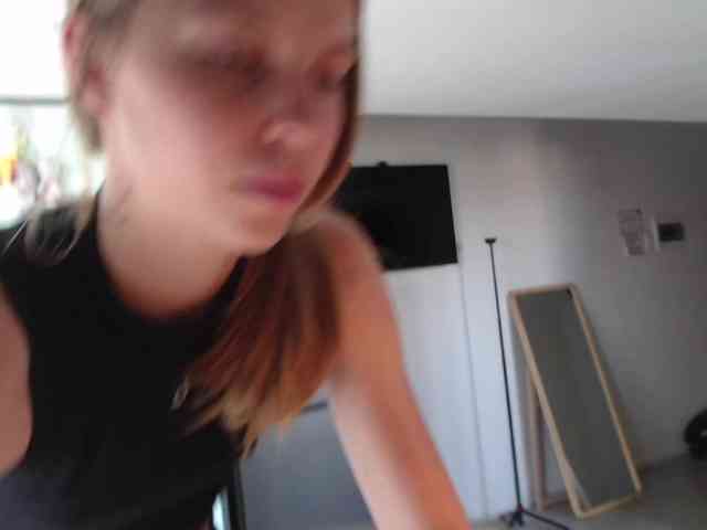 Littlemolly1 webcam