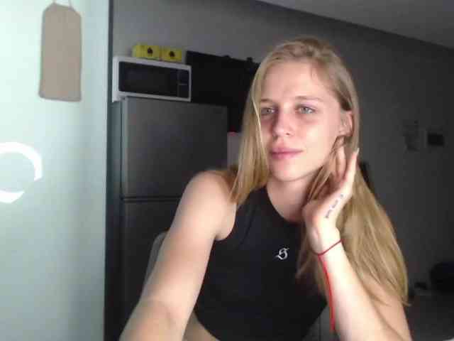 Littlemolly1 webcam