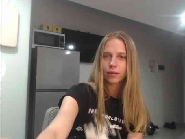 Littlemolly1 webcam