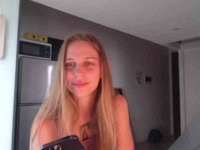 Littlemolly1 webcam