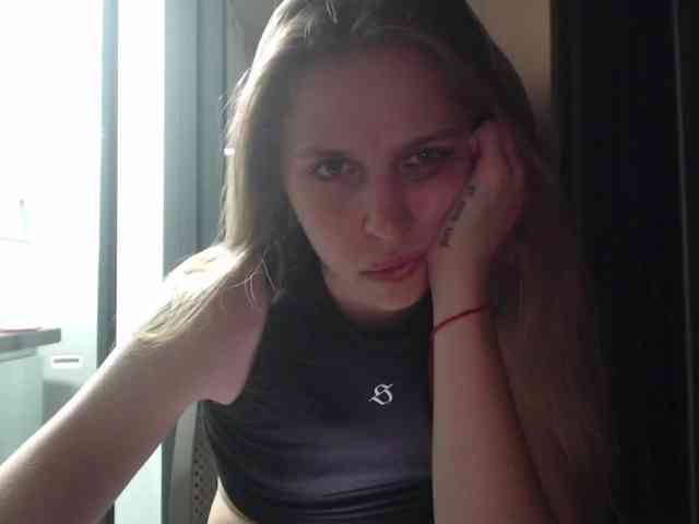 Littlemolly1 webcam