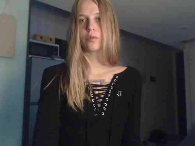 Littlemolly1 webcam