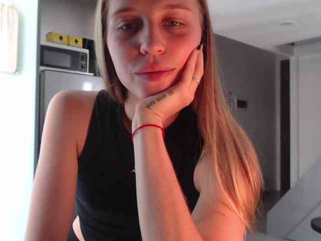 Littlemolly1 webcam