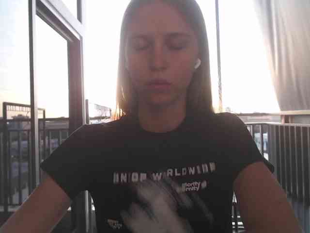 Littlemolly1 webcam