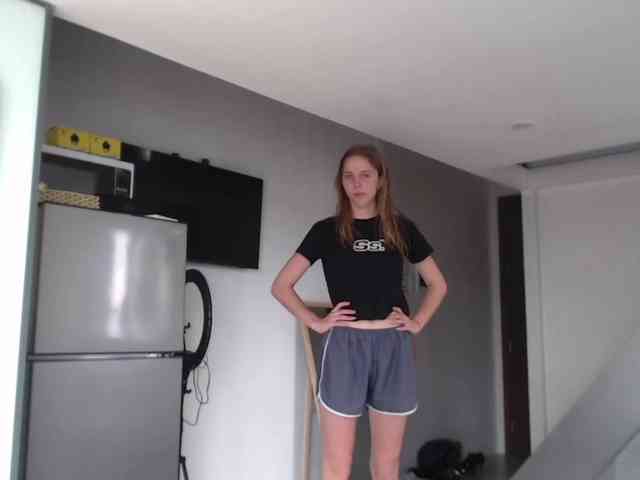 Littlemolly1 webcam