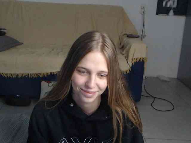 Littlemolly1 webcam