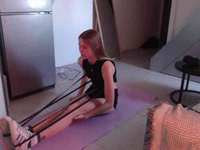Littlemolly1 webcam