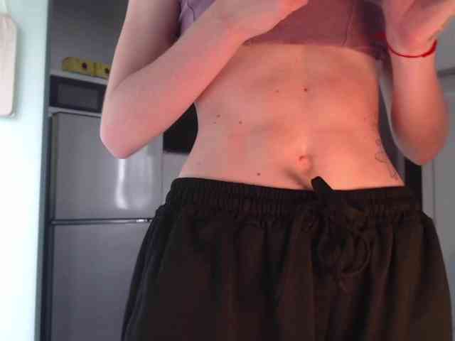 Littlemolly1 webcam
