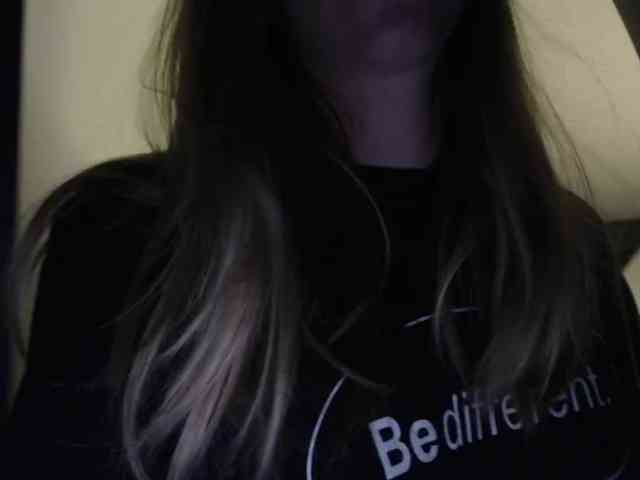 Littlemolly1 webcam