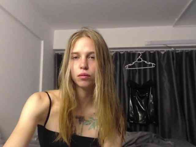 Littlemolly1 webcam