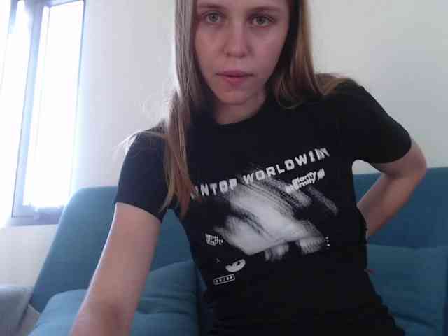 Littlemolly1 webcam
