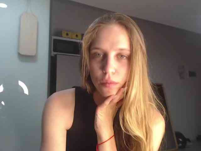 Littlemolly1 webcam