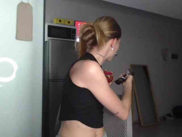 Littlemolly1 webcam