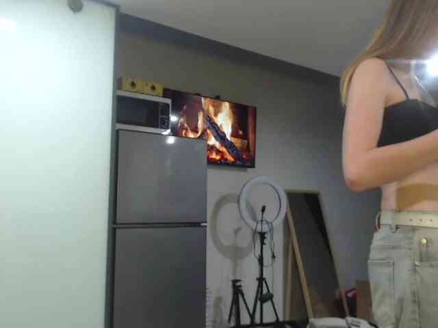 Littlemolly1 webcam