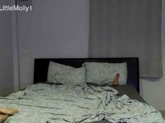 Littlemolly1 webcam