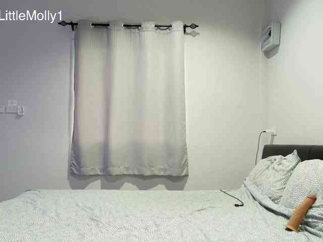 Littlemolly1 webcam