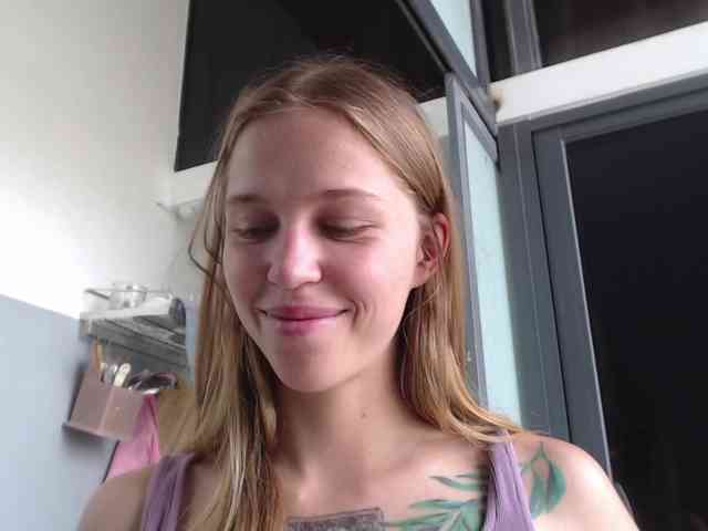 Littlemolly1 webcam