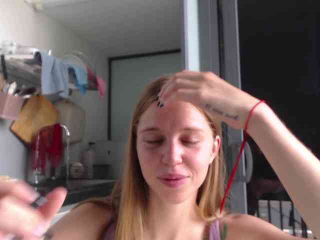 Littlemolly1 webcam