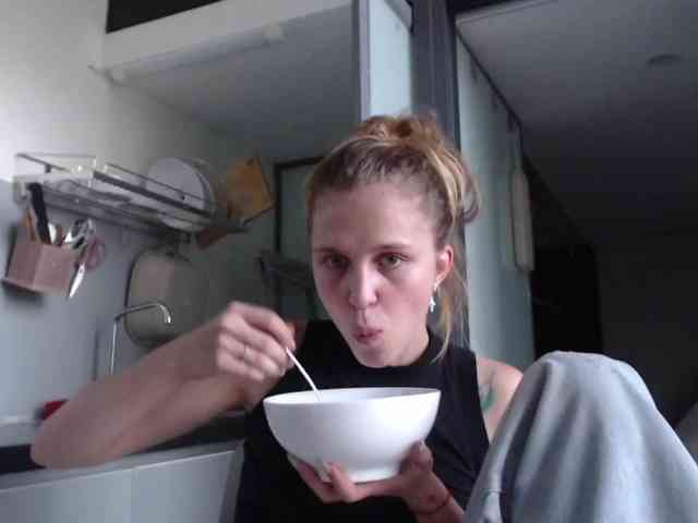Littlemolly1 webcam