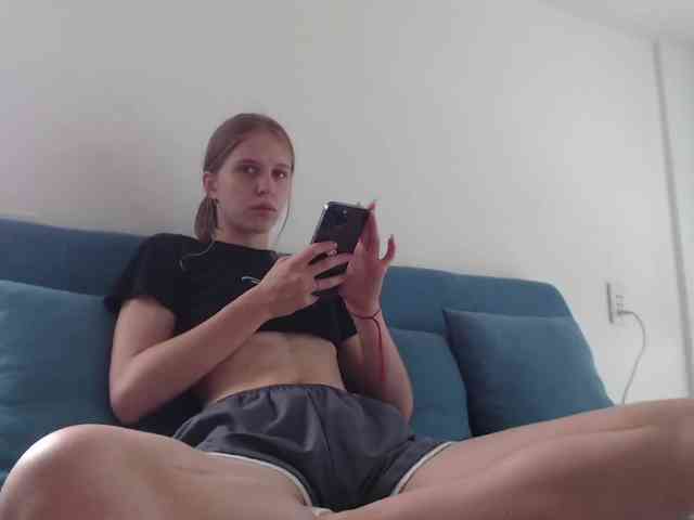 Littlemolly1 webcam