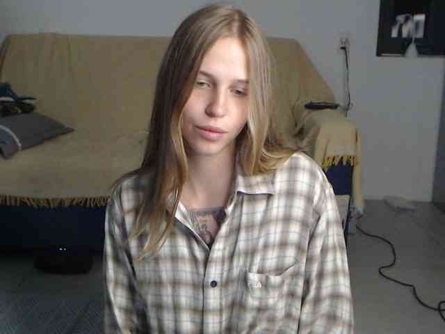 Littlemolly1 webcam