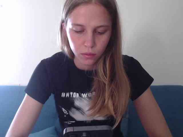 Littlemolly1 webcam