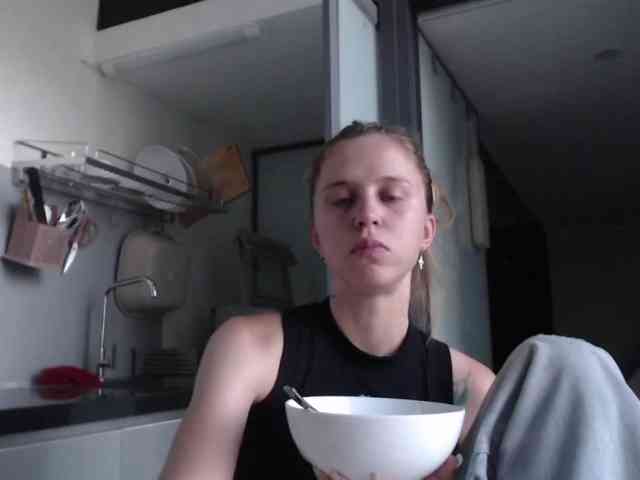Littlemolly1 webcam