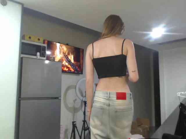 Littlemolly1 webcam