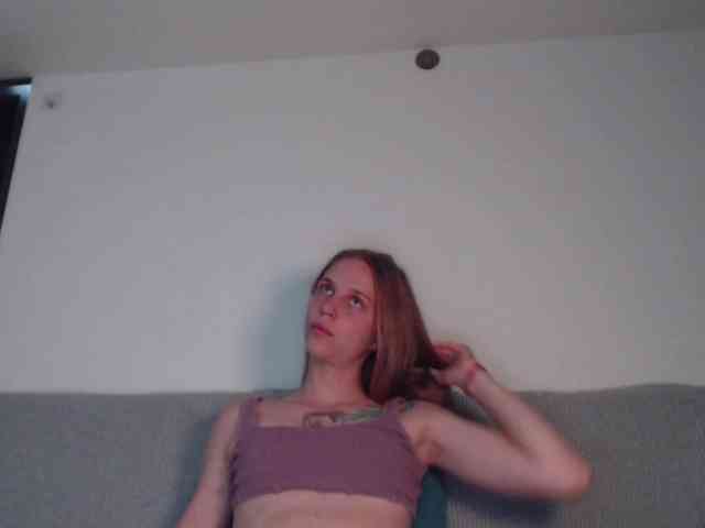 Littlemolly1 webcam