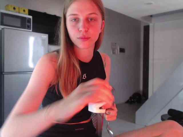 Littlemolly1 webcam