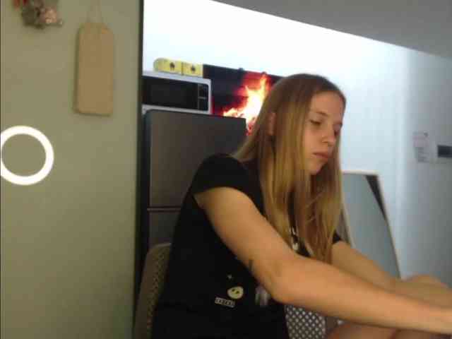 Littlemolly1 webcam