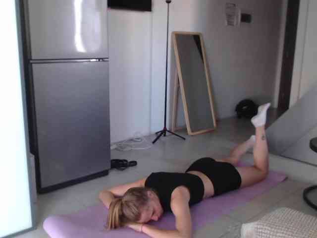 Littlemolly1 webcam