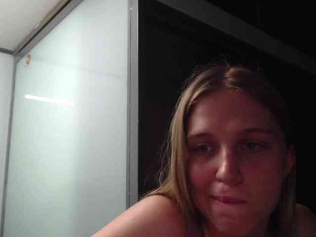 Littlemolly1 webcam