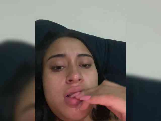 SharonSins webcam