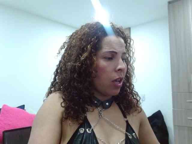 YanisAriel webcam