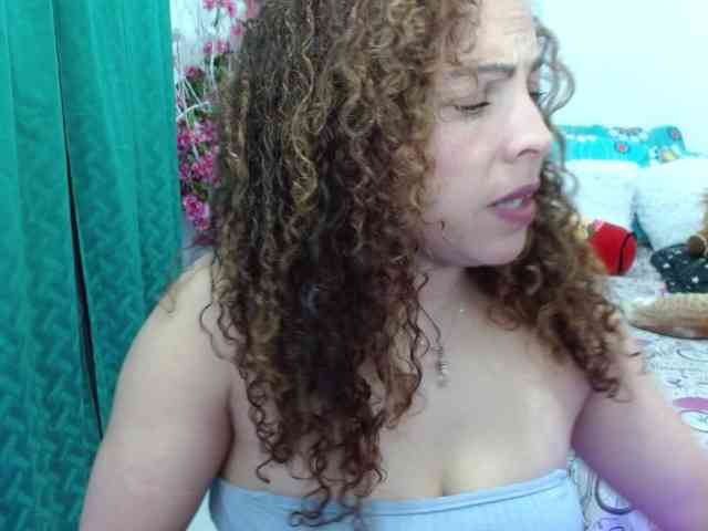 YanisAriel webcam