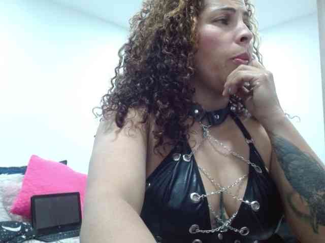 YanisAriel webcam