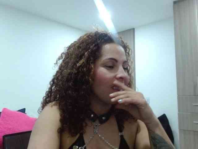 YanisAriel webcam