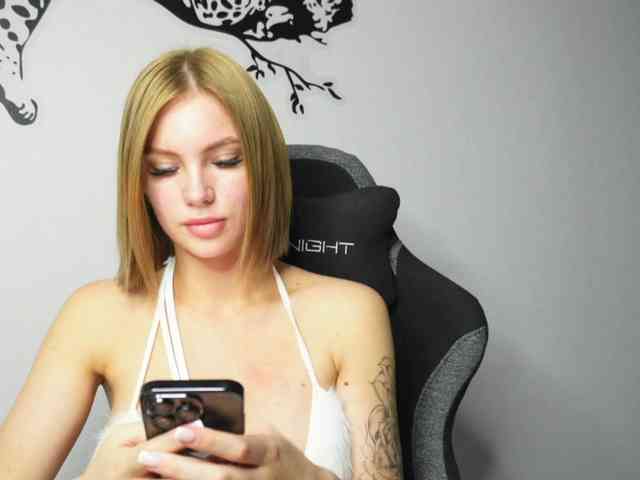Sweet-peacha Live Webcam on BongaCams