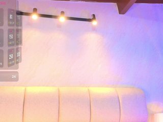 AlaiaMoretti Porn Show