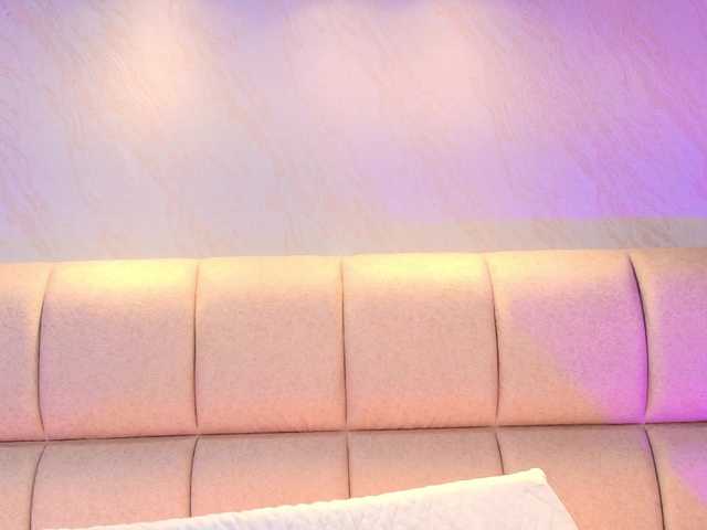 AlaiaMoretti's BongaCams show and profile