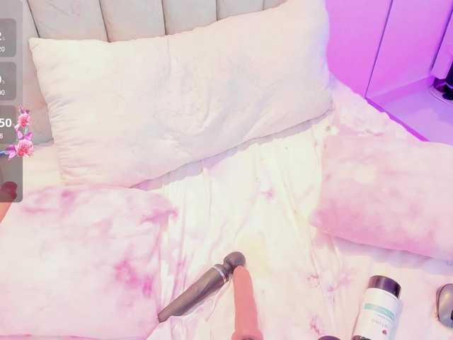 AlaiaMoretti from BongaCams is Freechat