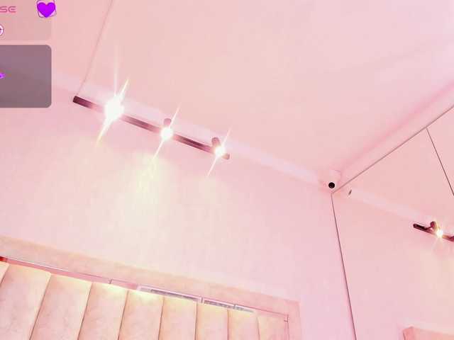 AlaiaMoretti's BongaCams show and profile