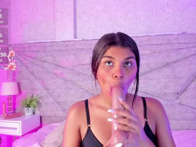 AlaiaMoretti's BongaCams show and profile