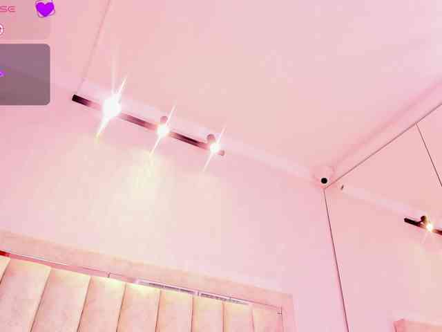 AlaiaMoretti Live Webcam on BongaCams