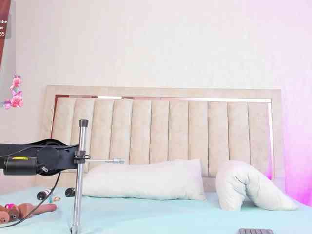 AlaiaMoretti Live Webcam on BongaCams