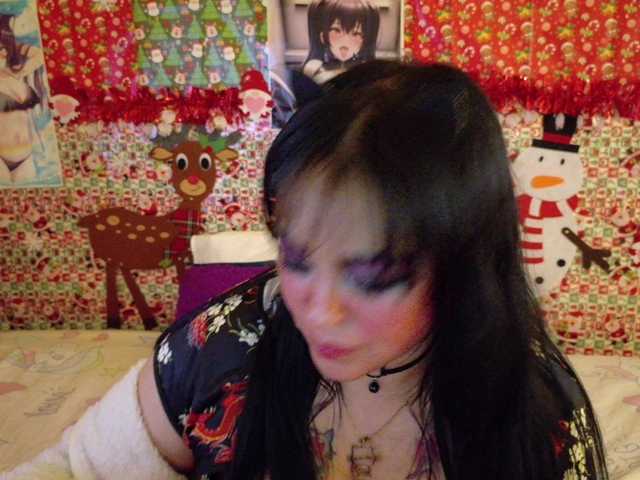 AlizeHentaiMeow's BongaCams show and profile