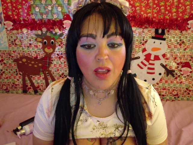 AlizeHentaiMeow's BongaCams show and profile