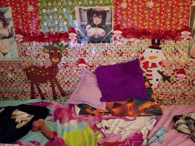 AlizeHentaiMeow webcam